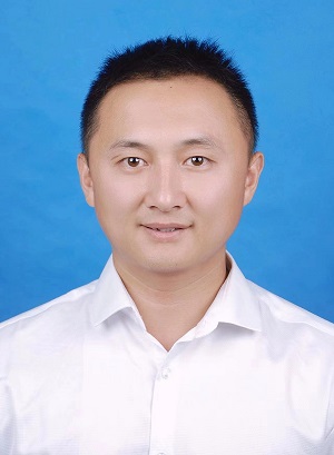 闫俊涛头像.jpg